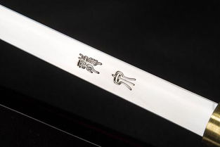 奇刃异彩 那些造型独特、威力不凡的刀剑艺术品